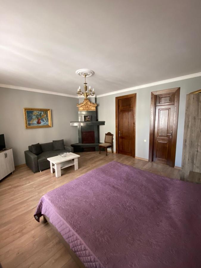 Cozy Studio On Europe Square Batumi Luaran gambar